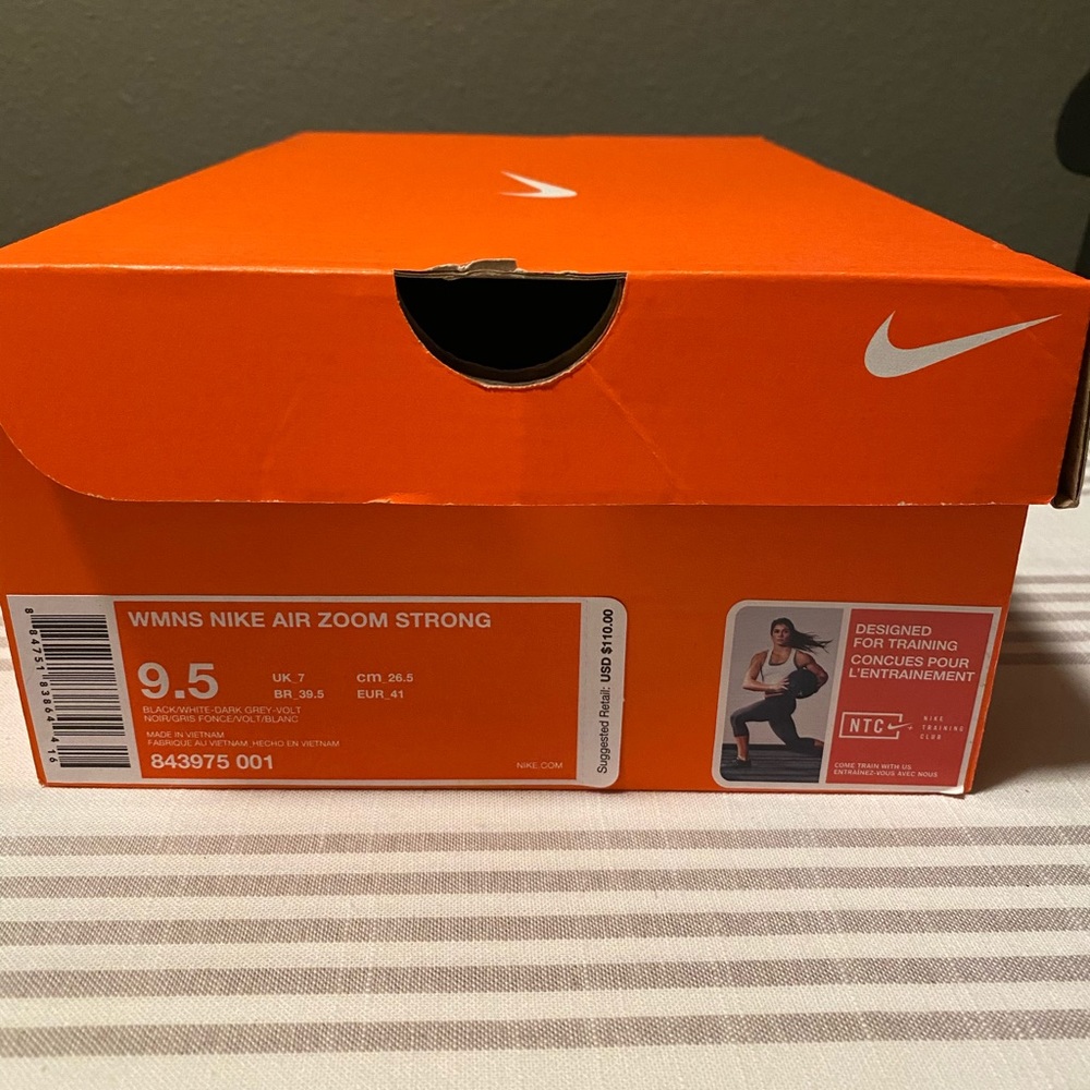 Nike Air Zoom Strong - Picture 8 of 8